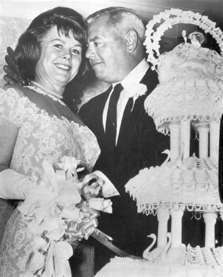 Adolfo Hirsch Biography, Age, Height, Wife, Net Worth, Family