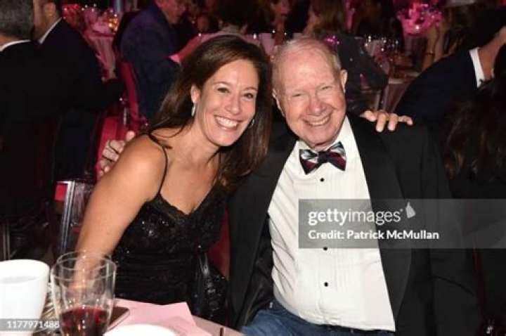 Amy Rose Silverman Biography, Age, Height, Husband, Net Worth, Family