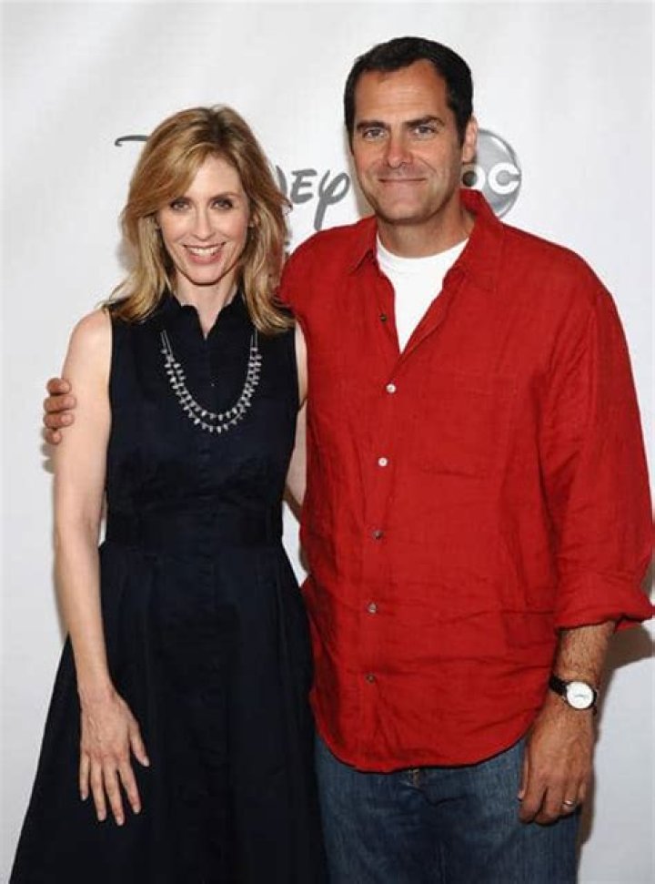 Andy Buckley Biography, Age, Height, Wife, Net Worth, Family