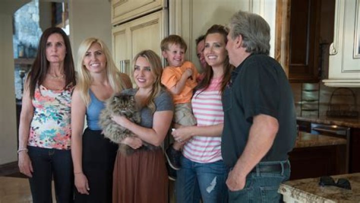 Ashley Force Hood Biography, Age, Height, Husband, Net Worth, Family