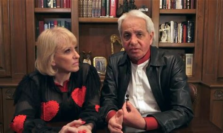 Benny Hinn Biography, Age, Height, Wife, Net Worth, Family