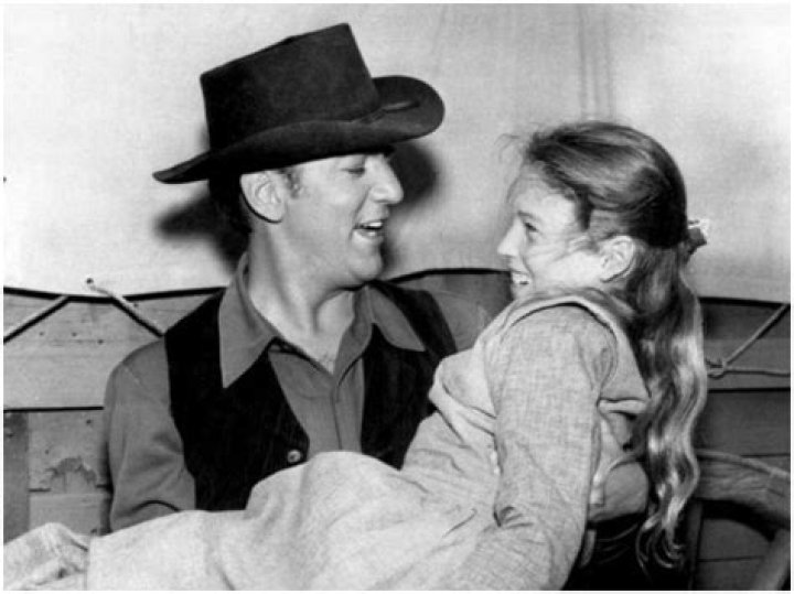 Betsy Hale Biography, Age, Height, Husband, Net Worth, Family