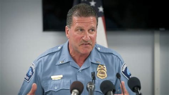 Bob Kroll (American football) Biography, Age, Height, Wife, Net Worth and Family