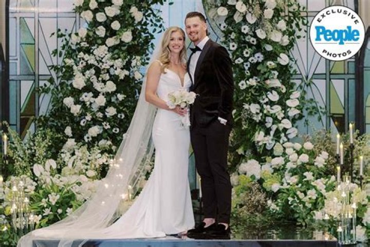 Bobby Witt Jr. Biography, Age, Height, Wife, Net Worth, Family