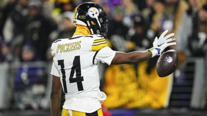 Carl Pickens Biography, Age, Height, Wife, Net Worth, Family