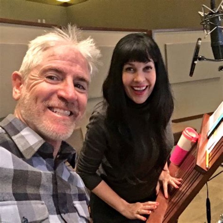 Carlos Alazraqui Biography, Age, Height, Wife, Net Worth, Family