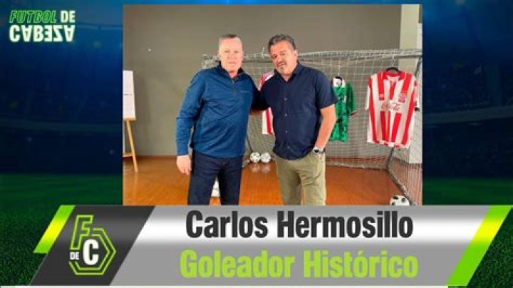 Carlos Hermosillo biografía, edad, altura, esposo, net worth, familia