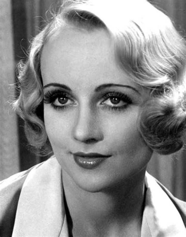 Carole Lombard Biography, Age, Height, Husband, Net Worth, Family