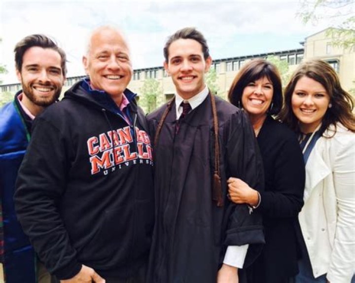 Casey Cott Biography, Age, Height, Wife, Net Worth, Family