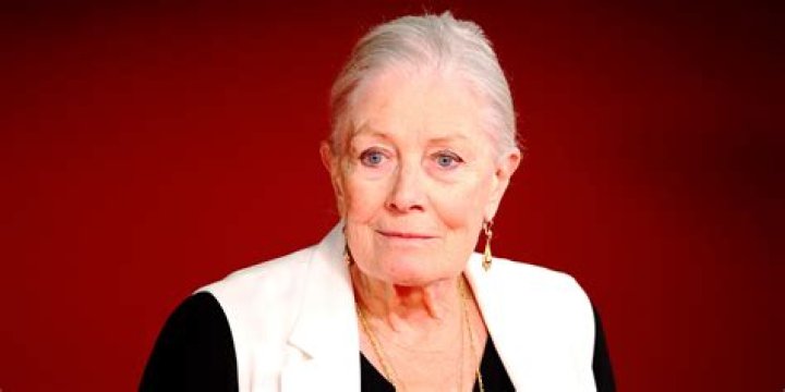 Cass Elliot Biography, Age, Height, Husband, Net Worth, Family