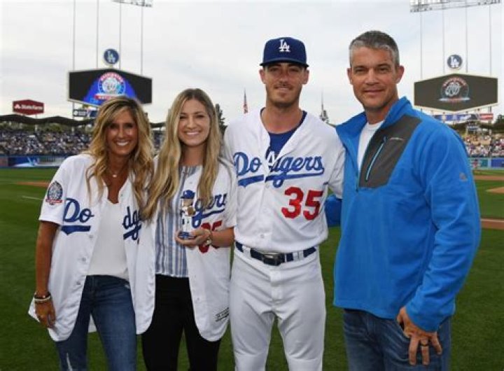 Clay Bellinger Biography, Age, Height, Wife, Net Worth, Family