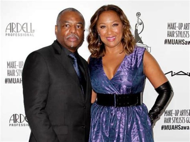 Dan Burton Biography, Age, Height, Wife, Net Worth, Family