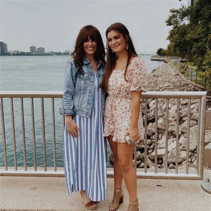 Dan Campbell Biography, Age, Height, Wife, Net Worth, Family