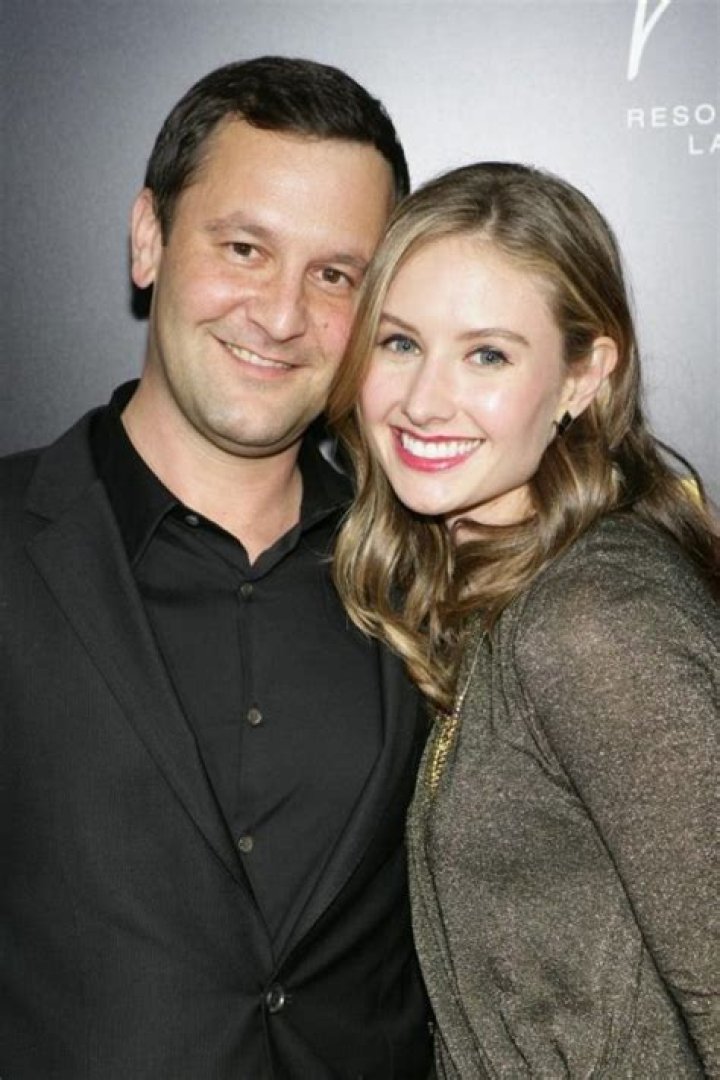 Dan Fogelman Biography, Age, Height, Wife, Net Worth, Family