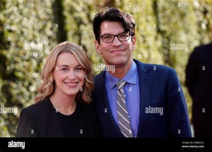 Dan Mintz Biography, Age, Height, Wife, Net Worth, Family