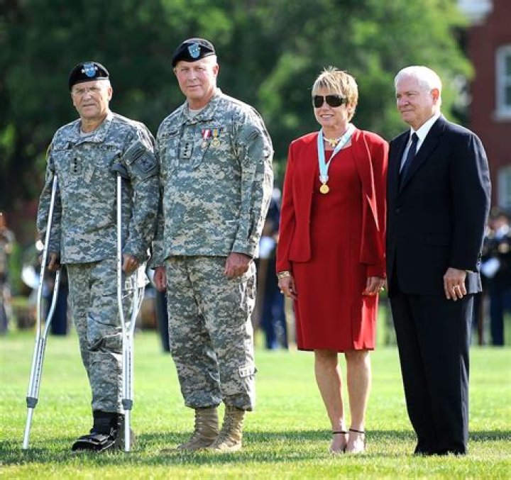 David D. McKiernan Biography, Age, Height, Wife, Net Worth, Family