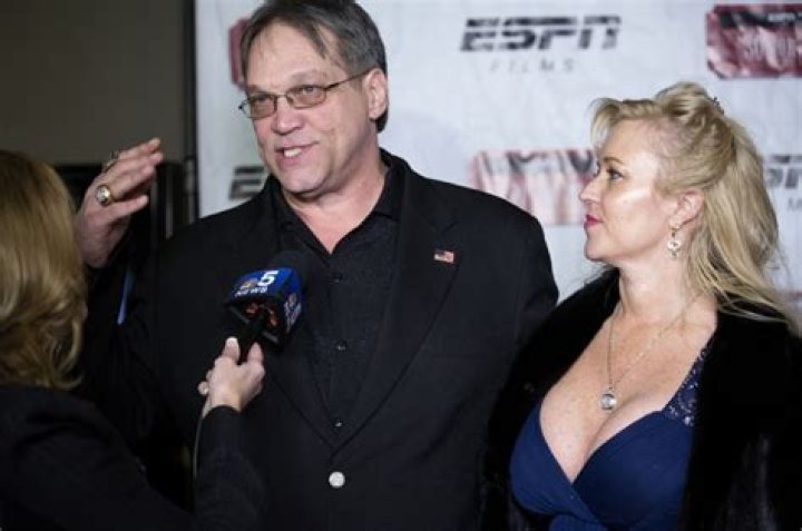 Debra McMichael Biography, Age, Height, Husband, Net Worth, Family