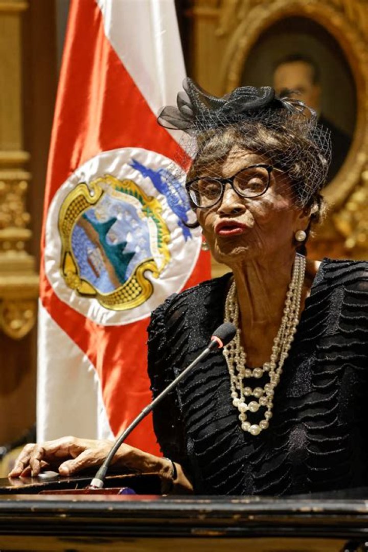 Divine Brown biografía, edad, altura, esposa, net worth, familia