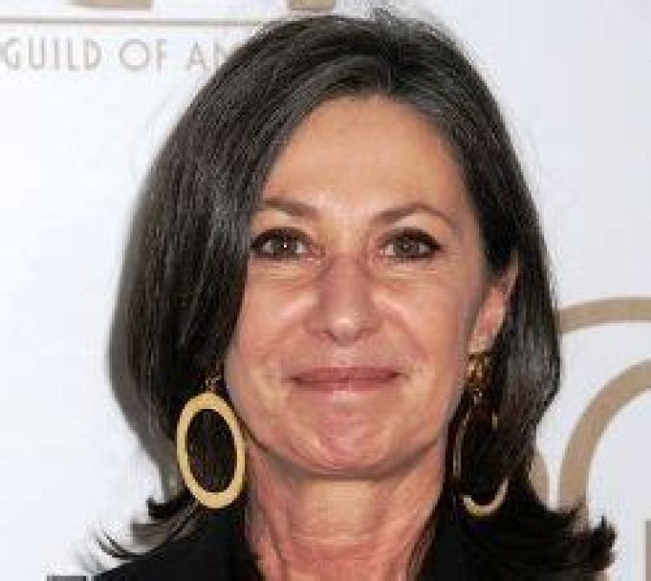 Donna Gigliotti Biography, Age, Height, Husband, Net Worth, Family