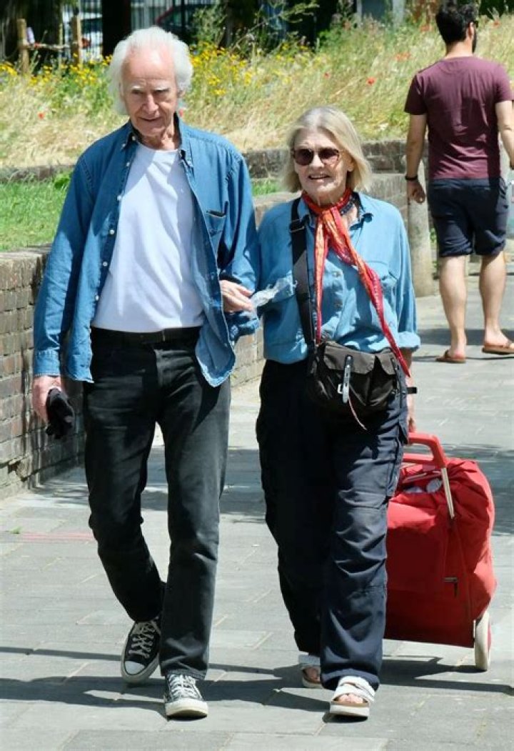 Duncan Campbell (journalist, born 1944) Biography, Age, Height, Wife, Net Worth and Family