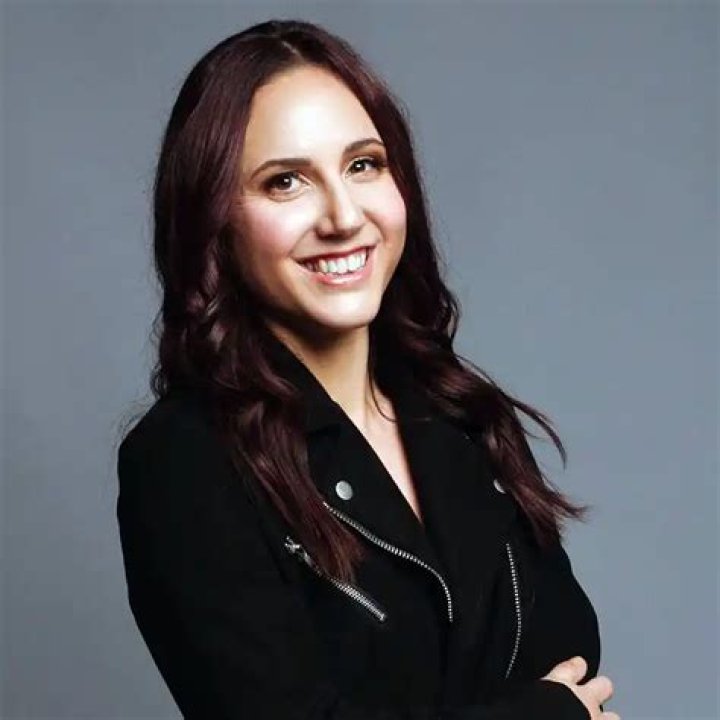 Emily Roeske Biography, Age, Height, Husband, Net Worth, Family