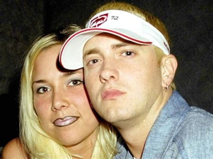 Eminem Biography, Age, Height, Wife, Net Worth, Family
