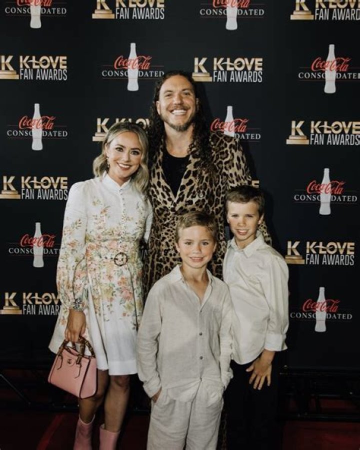 Gerwin Lake Biography, Age, Height, Wife, Net Worth, Family