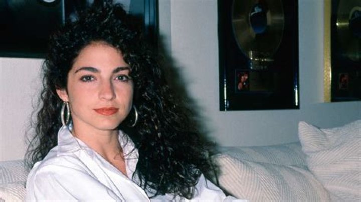 Gloria Estefan biografía, edad, altura, esposa, net worth, familia