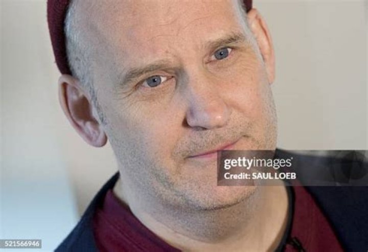 Ian MacKaye biografía, edad, altura, esposo, net worth, familia