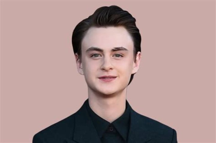 Jaeden Martell Biography, Age, Height, Wife, Net Worth, Family