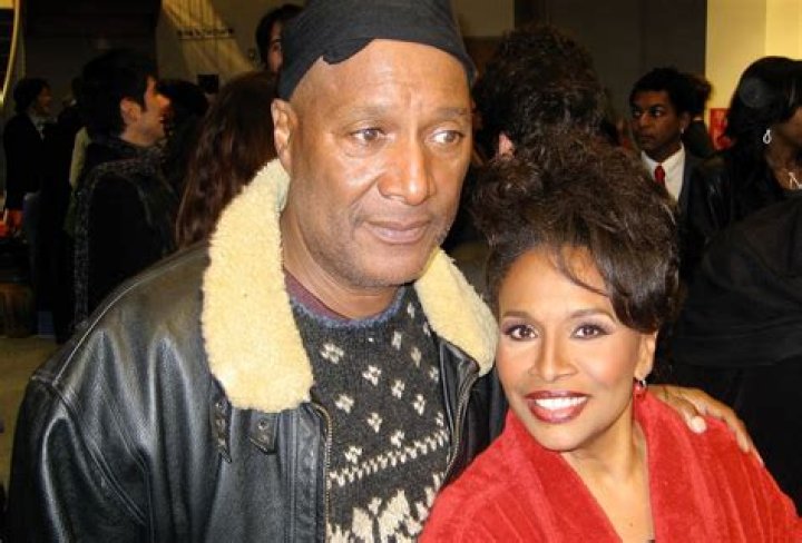 Jenifer Lewis Biography, Age, Height, Husband, Net Worth, Family