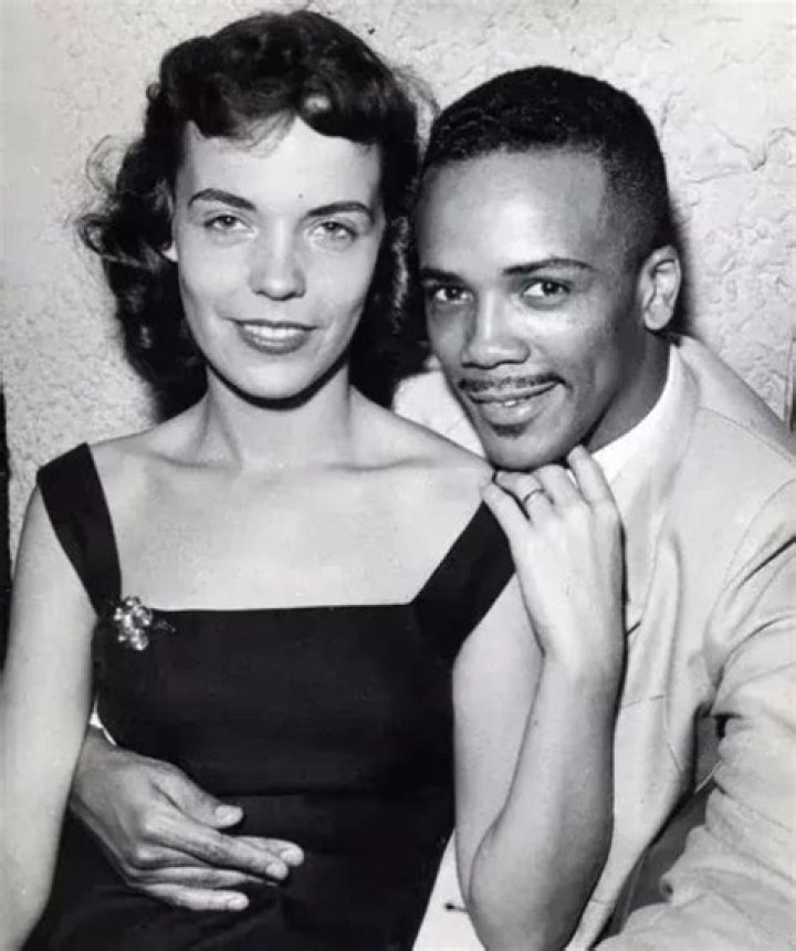 Jeri Ryan Biography, Age, Height, Husband, Net Worth, Family