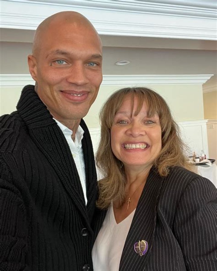 Jermey Parnell Biography, Age, Height, Wife, Net Worth, Family