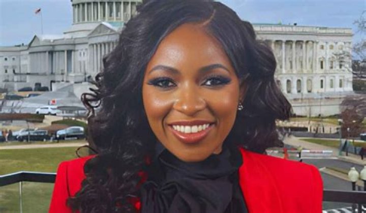 Jerri Duce Biography, Age, Height, Husband, Net Worth, Family