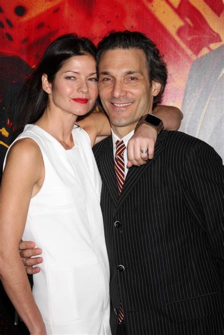 Jill Hennessy Biography, Age, Height, Husband, Net Worth, Family