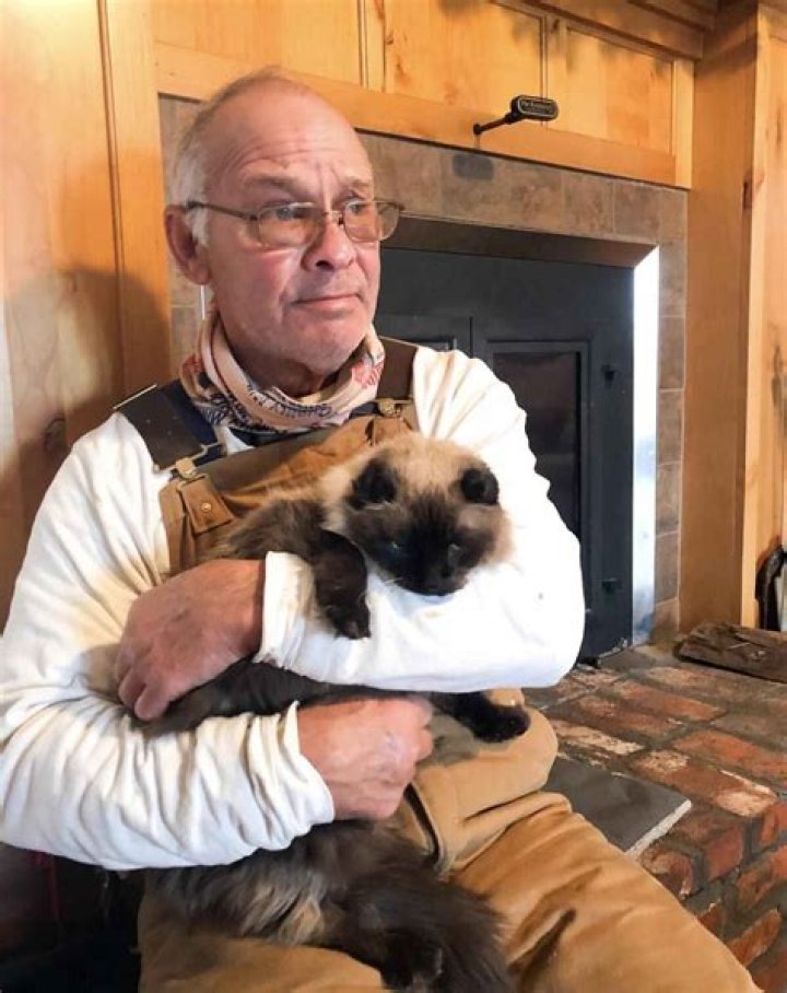 Joe Looney Biography, Age, Height, Wife, Net Worth, Family