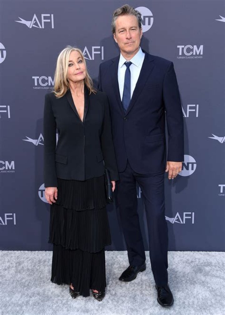 John Corbett Biography, Age, Height, Wife, Net Worth, Family