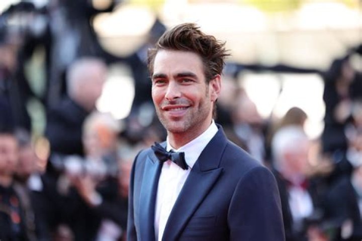 Jon Kortajarena Biography, Age, Height, Wife, Net Worth, Family