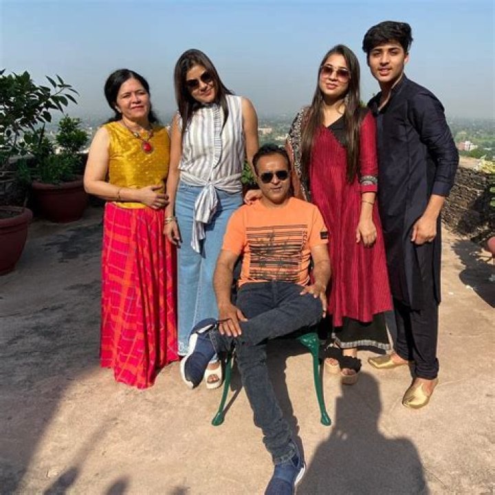 Karan Grover Biography, Age, Height, Wife, Net Worth, Family