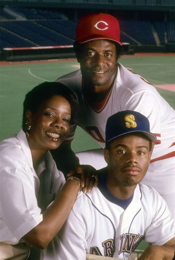 Ken Griffey Jr. Biography, Age, Height, Wife, Net Worth, Family