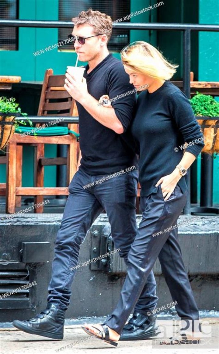 Lara Bingle Biography, Age, Height, Husband, Net Worth, Family