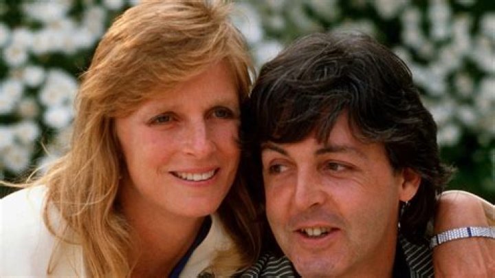 Linda McCartney Biography, Age, Height, Husband, Net Worth, Family