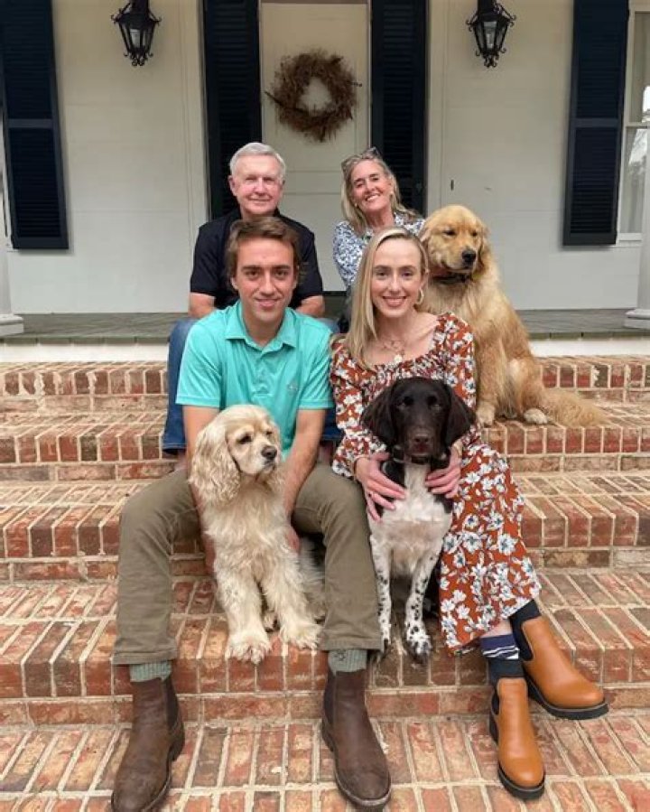 Lindsey Landers Biography, Age, Height, Husband, Net Worth, Family