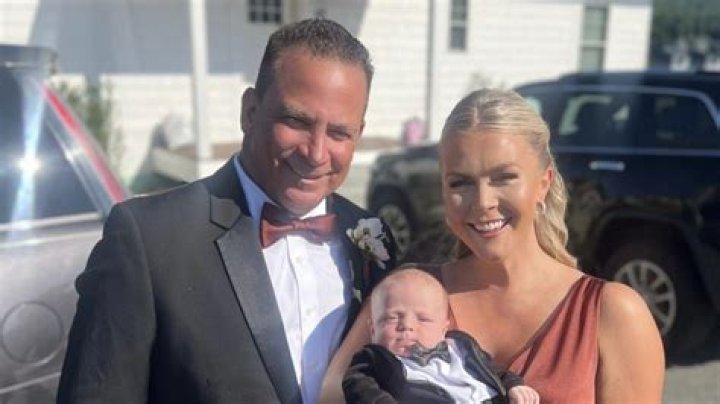 Luke Aikins Biography, Age, Height, Wife, Net Worth, Family