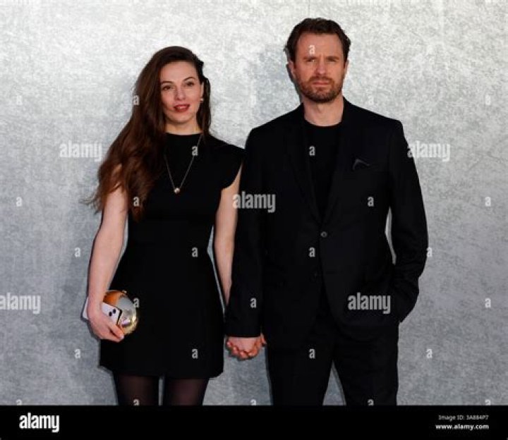 Luke Mably Biography, Age, Height, Wife, Net Worth, Family