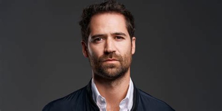 Manuel Garcia-Rulfo biografía, edad, altura, esposo, net worth, familia