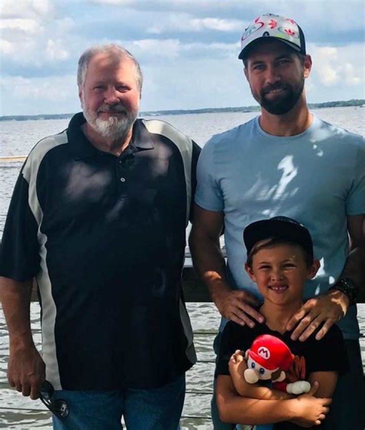 Mark Britton Biography, Age, Height, Wife, Net Worth, Family