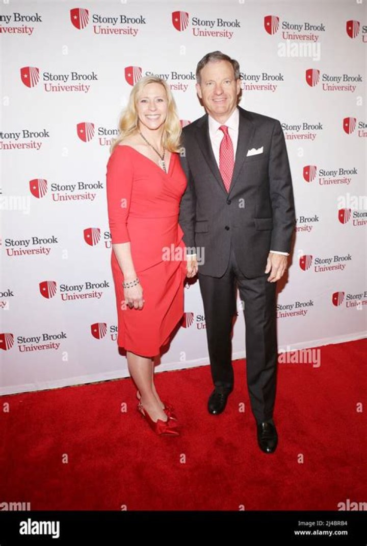 Maurie D. McInnis Biography, Age, Height, Husband, Net Worth, Family