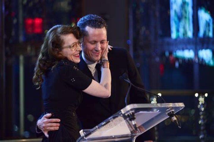 Melissa Auf der Maur Biography, Age, Height, Husband, Net Worth, Family