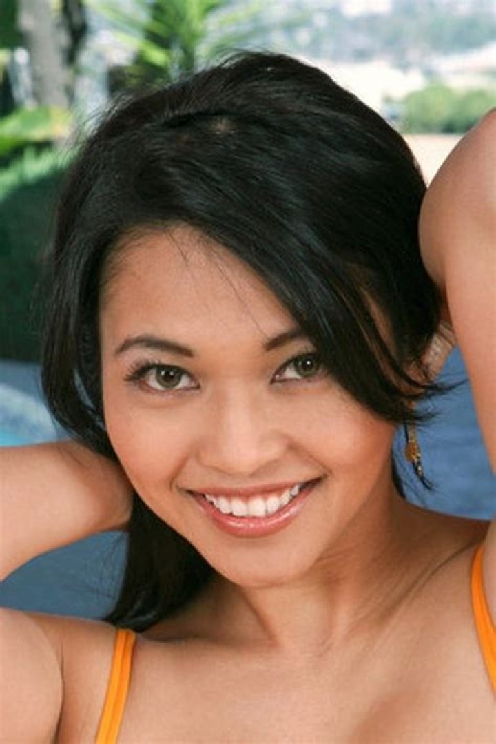 Mika Tan Biography, Age, Height, Husband, Net Worth, Family